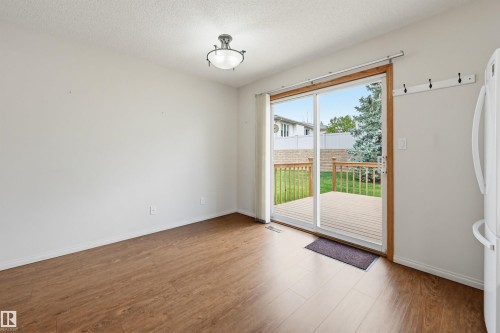 604 Revell Wynd, Edmonton, AB - Indoor Photo Showing Other Room