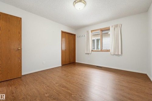 604 Revell Wynd, Edmonton, AB - Indoor Photo Showing Other Room