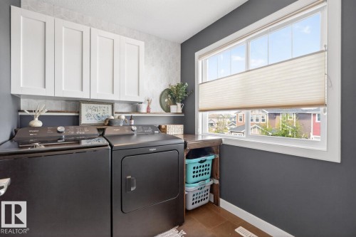418 Simmonds Way, Leduc, AB - Indoor Photo Showing Laundry Room