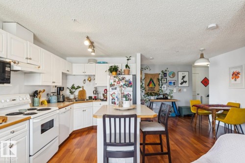 419 10535 122 Street, Edmonton, AB - Indoor Photo Showing Kitchen