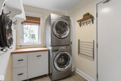 4711 Whitemud Road, Edmonton, AB - Indoor Photo Showing Laundry Room
