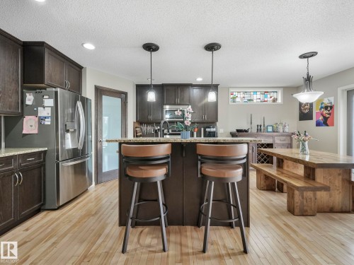 20853 92A Avenue Nw, Edmonton, AB - Indoor