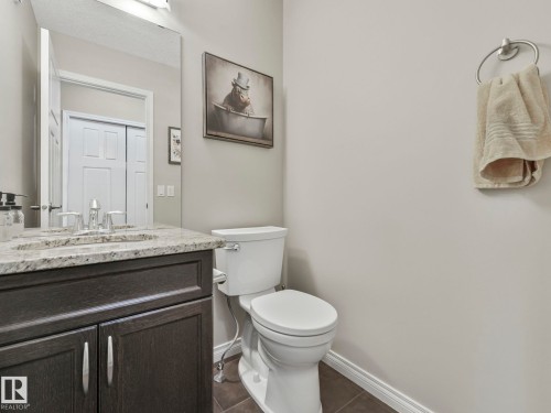 20853 92A Avenue Nw, Edmonton, AB - Indoor Photo Showing Bathroom