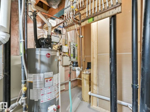 20853 92A Avenue Nw, Edmonton, AB - Indoor Photo Showing Basement