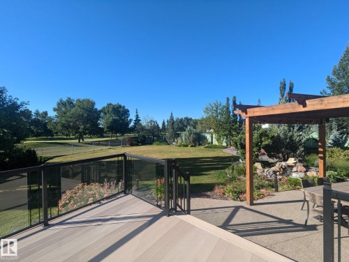 20853 92A Avenue Nw, Edmonton, AB - Outdoor