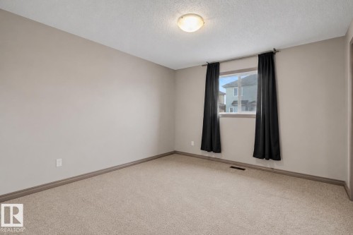 23 2005 70 Street, Edmonton, AB - Indoor Photo Showing Other Room
