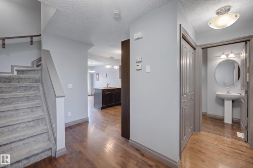 23 2005 70 Street, Edmonton, AB - Indoor Photo Showing Other Room