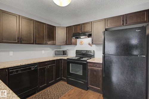 23 2005 70 Street, Edmonton, AB - Indoor Photo Showing Kitchen