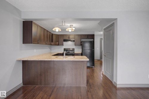 23 2005 70 Street, Edmonton, AB - Indoor Photo Showing Kitchen With Double Sink