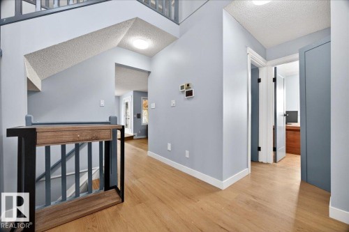 706 Burley Drive, Edmonton, AB - Indoor Photo Showing Other Room
