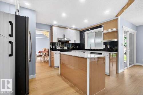 706 Burley Drive, Edmonton, AB - Indoor Photo Showing Kitchen