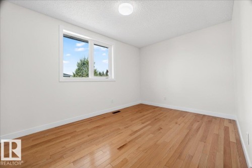 706 Burley Drive, Edmonton, AB - Indoor Photo Showing Other Room