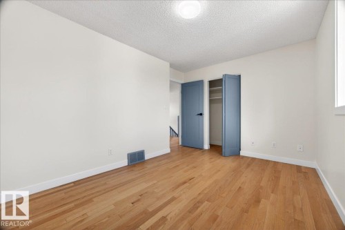 706 Burley Drive, Edmonton, AB - Indoor Photo Showing Other Room
