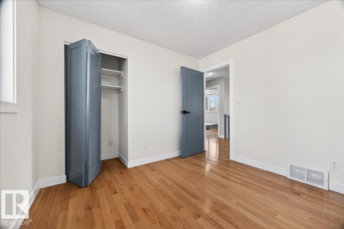 706 Burley Drive, Edmonton, AB - Indoor Photo Showing Other Room