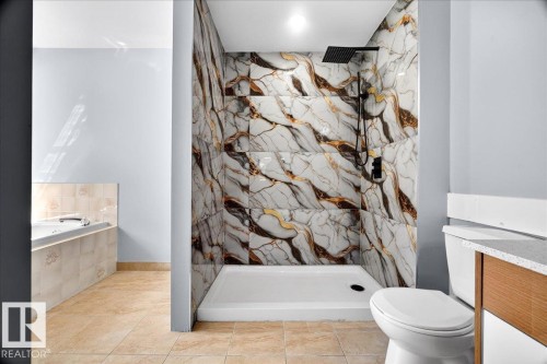 706 Burley Drive, Edmonton, AB - Indoor Photo Showing Bathroom