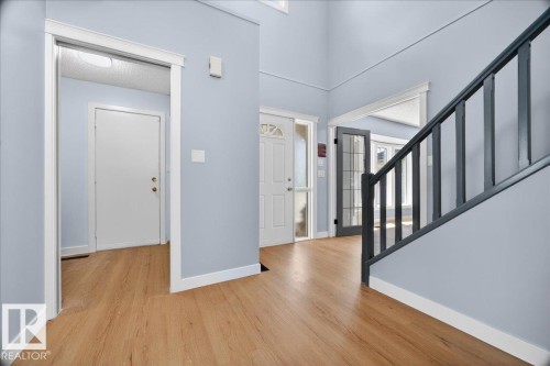 706 Burley Drive, Edmonton, AB - Indoor Photo Showing Other Room