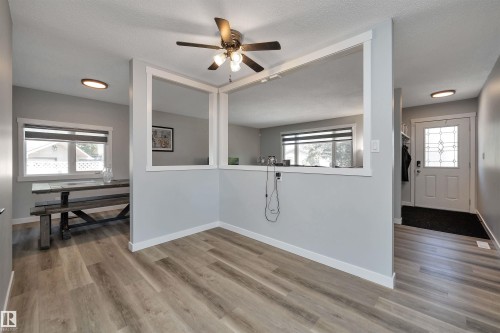 5223 43 Avenue, Leduc, AB - Indoor Photo Showing Other Room