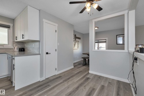5223 43 Avenue, Leduc, AB - Indoor Photo Showing Other Room