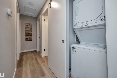 5223 43 Avenue, Leduc, AB - Indoor Photo Showing Laundry Room