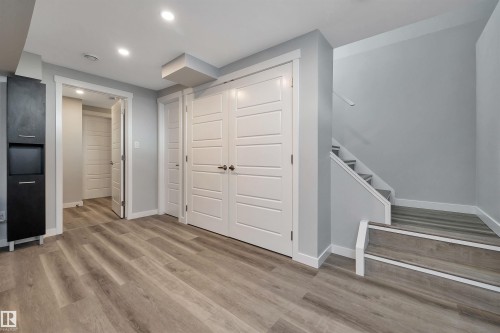 5223 43 Avenue, Leduc, AB - Indoor Photo Showing Other Room