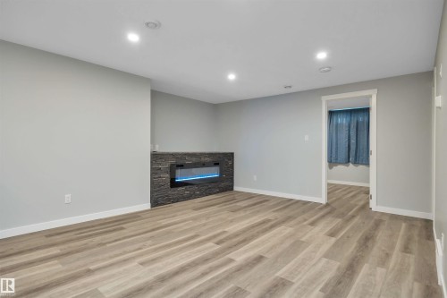 5223 43 Avenue, Leduc, AB - Indoor With Fireplace