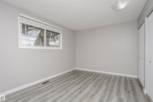 11436 161 Avenue, Edmonton, AB - Indoor Photo Showing Other Room