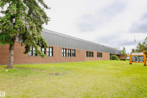 St. Lucy Elementary School - 11436 161 Avenue, Edmonton, AB - Outdoor
