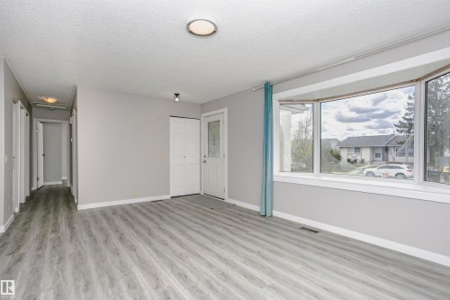 Bay window in living room. - 11436 161 Avenue, Edmonton, AB - Indoor Photo Showing Other Room