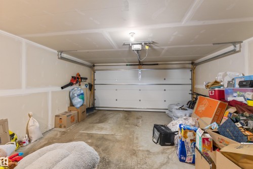 19220 27 Avenue, Edmonton, AB - Indoor Photo Showing Garage