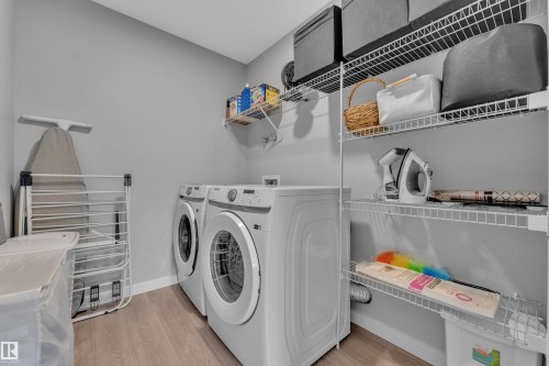 4135 Hawthorn Crest, Edmonton, AB - Indoor Photo Showing Laundry Room