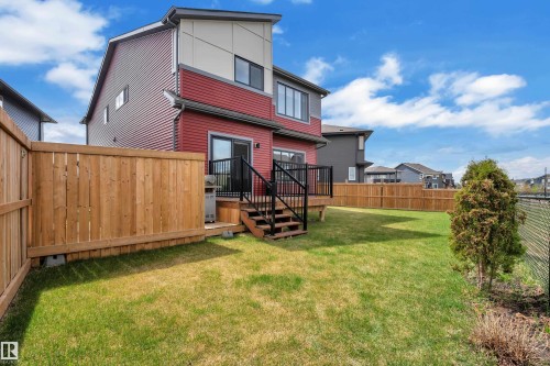 4135 Hawthorn Crest, Edmonton, AB - Outdoor