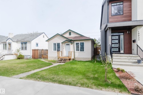 Single-story residence featuring a stucco exterior and gabled roofline - 10834 75 Avenue, Edmonton, AB - Outdoor With Facade