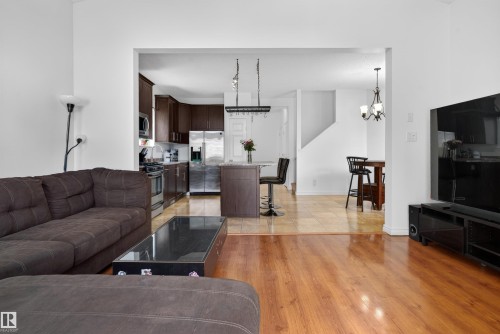 9014 166 Avenue, Edmonton, AB - Indoor Photo Showing Living Room