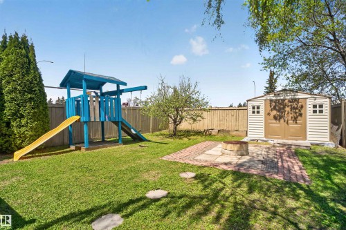 9014 166 Avenue, Edmonton, AB - Outdoor