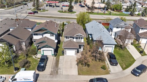 9014 166 Avenue, Edmonton, AB - Outdoor