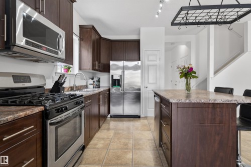 9014 166 Avenue, Edmonton, AB - Indoor Photo Showing Kitchen With Upgraded Kitchen