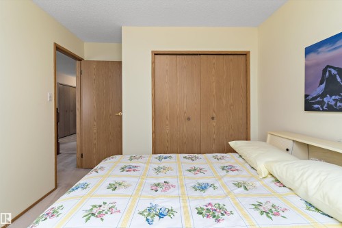 17404 Callingwood Road, Edmonton, AB - Indoor Photo Showing Bedroom