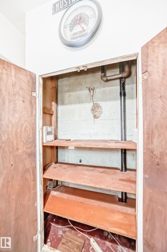 Image quality insufficient for description - 4006 115 Avenue, Edmonton, AB 
