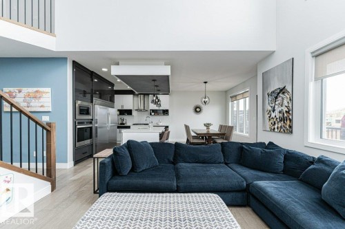 74 Ellice Bend, Fort Saskatchewan, AB - Indoor Photo Showing Living Room