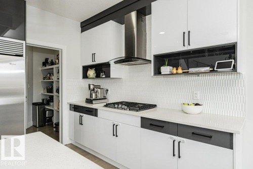 74 Ellice Bend, Fort Saskatchewan, AB - Indoor Photo Showing Kitchen With Upgraded Kitchen