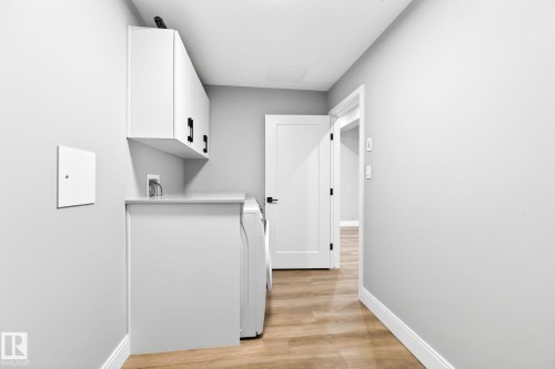 207 7463 May Common, Edmonton, AB - Indoor