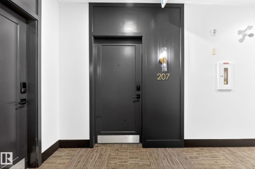 207 7463 May Common, Edmonton, AB - Indoor Photo Showing Other Room