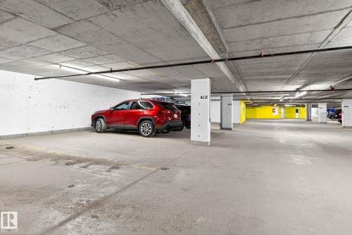 207 7463 May Common, Edmonton, AB - Indoor Photo Showing Garage
