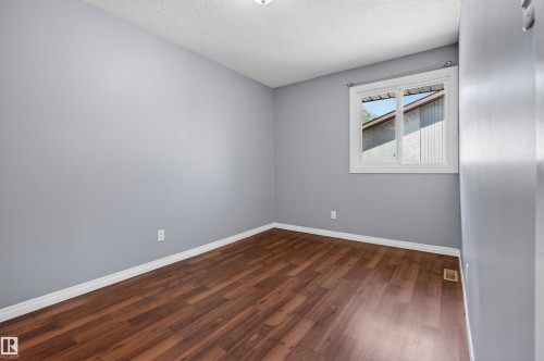 8 14105 82 Street, Edmonton, AB - Indoor Photo Showing Other Room
