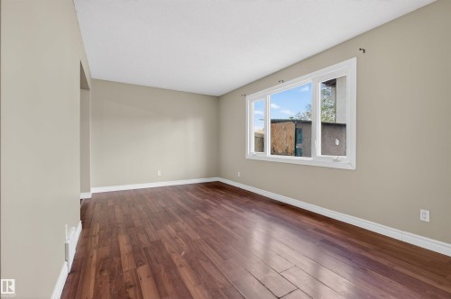 8 14105 82 Street, Edmonton, AB - Indoor Photo Showing Other Room