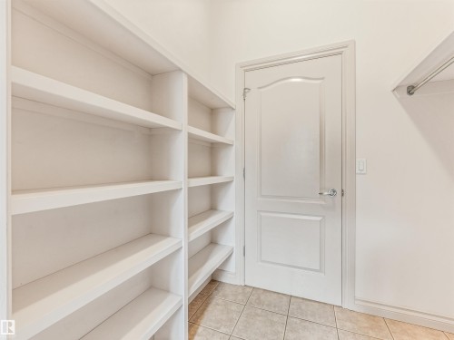 879 Drysdale Run Run, Edmonton, AB - Indoor With Storage