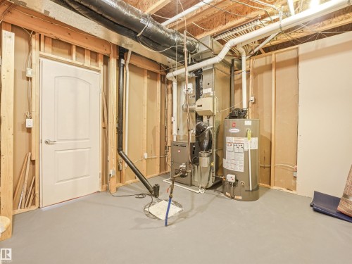 879 Drysdale Run Run, Edmonton, AB - Indoor Photo Showing Basement