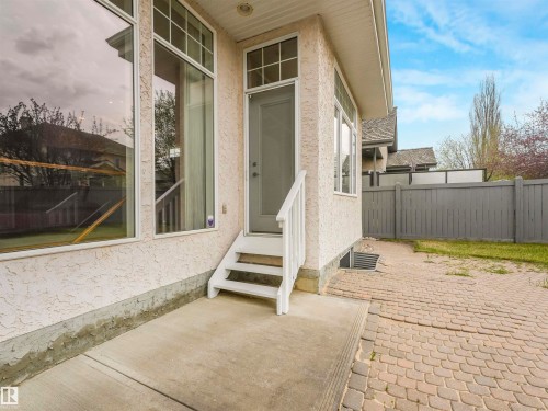 879 Drysdale Run Run, Edmonton, AB - Outdoor With Exterior