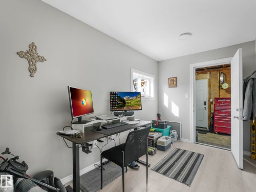 7336 149A Avenue, Edmonton, AB - Indoor Photo Showing Office