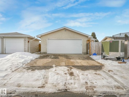 7336 149A Avenue, Edmonton, AB - Outdoor